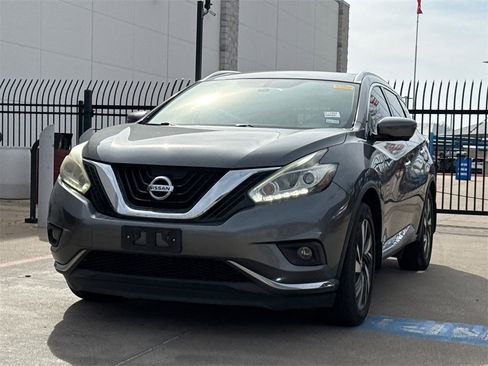 Used 2016 Nissan Murano Platinum image 2