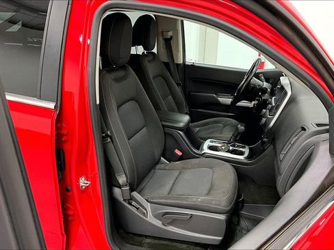 Used 2018 Chevrolet Colorado LT w/ LT Convenience Package AWD/4WD image 9