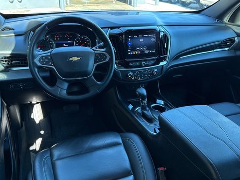 Used 2023 Chevrolet Traverse LT w/ LPO, Floor Liner Package image 7
