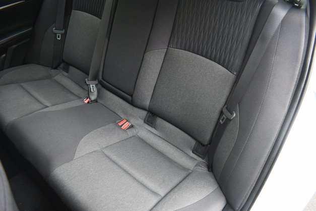 Used 2025 Toyota Camry LE AWD/4WD image 22