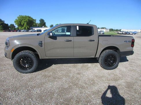 New 2026 Ford Ranger XLT w/ Equipment Group 301A High AWD/4WD image 9