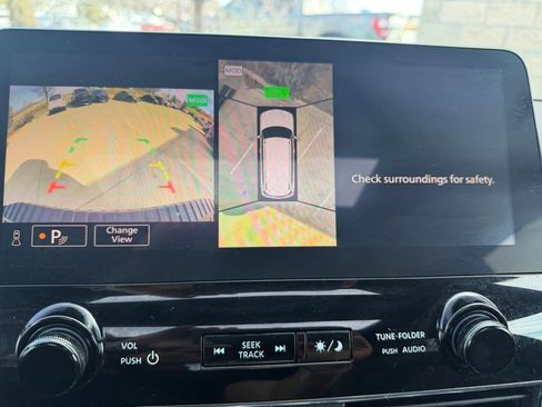 Used 2023 Nissan Armada SL w/ Midnight Edition Package image 28