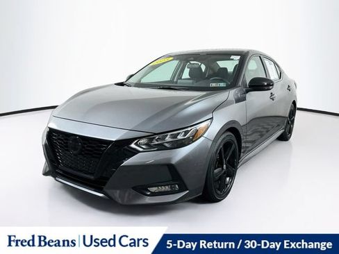Used 2023 Nissan Sentra SR w/ Midnight Edition Package FWD image 3