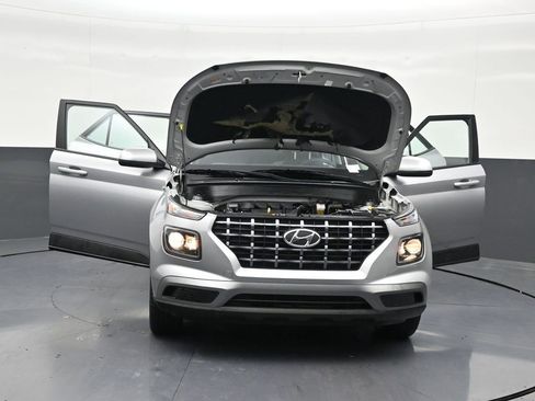 Used 2023 Hyundai Venue SEL w/ Cargo Package FWD image 37