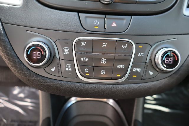 Used 2025 Chevrolet Malibu LT FWD image 35