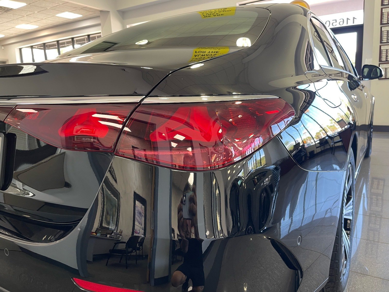 Used 2025 Mercedes-Benz E 350 Sedan image 18