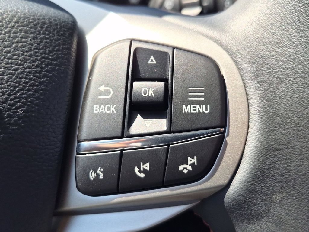 New 2026 Ford Explorer Active w/ Active Comfort Package RWD image 22