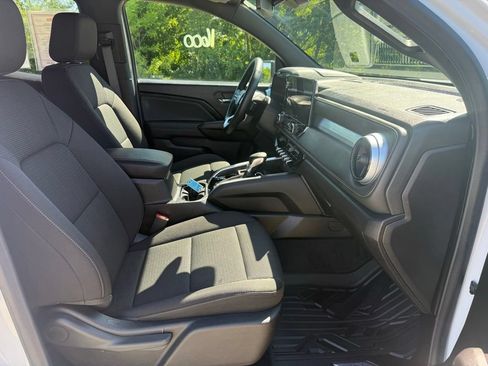 Used 2024 Chevrolet Colorado LT w/ LT Convenience Package II RWD image 20