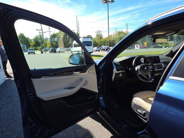 Used 2023 BMW X3 xDrive30i w/ Convenience Package AWD/4WD image 19