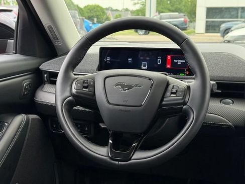 Certified 2025 Ford Mustang Mach-E Premium AWD/4WD image 9