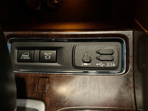 Used 2019 Subaru Ascent Touring image 31