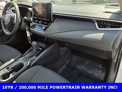 Used 2024 Toyota Corolla LE image 19