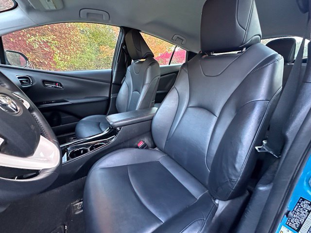 Used 2017 Toyota Prius Prime Premium w/ Carpet Mat Package FWD image 12