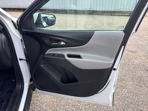Used 2023 Chevrolet Equinox LT AWD/4WD image 54