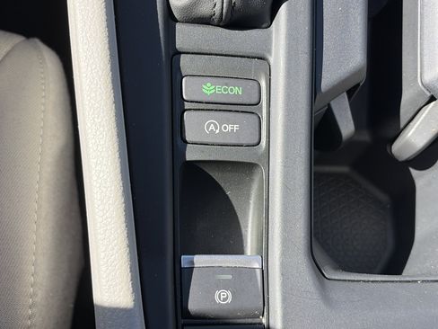 Certified 2025 Honda Accord SE image 31