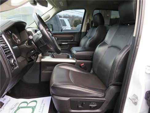 Used 2017 RAM 1500 Laramie image 21