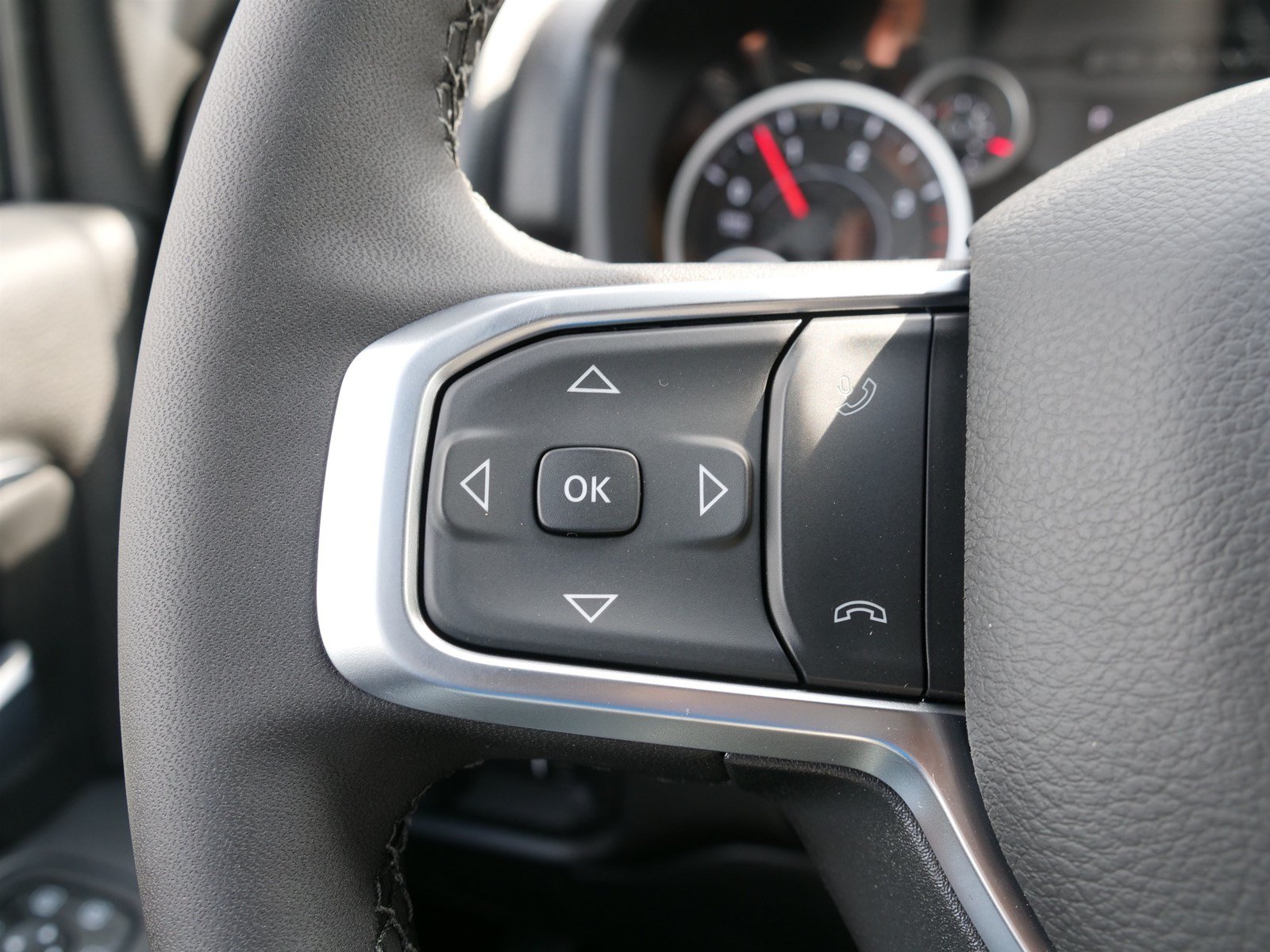 Used 2025 RAM 2500 Big Horn AWD/4WD image 19
