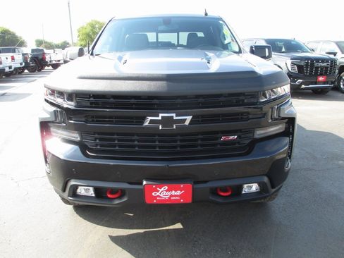 Used 2020 Chevrolet Silverado 1500 LT Trail Boss image 12