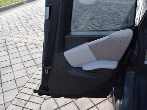 Used 2018 BMW i3 image 75