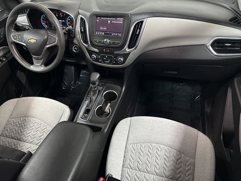 Used 2022 Chevrolet Equinox LS image 12