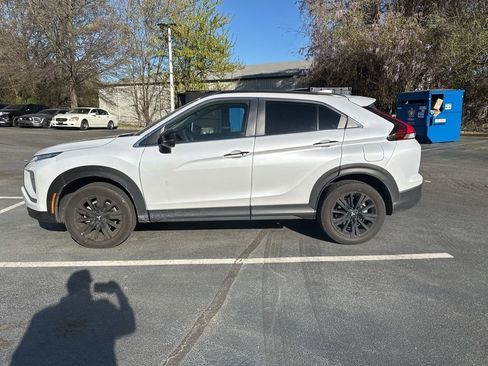 Used 2024 Mitsubishi Eclipse Cross Black Edition image 4