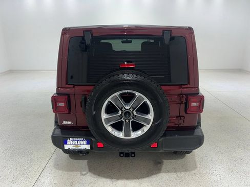 Used 2021 Jeep Wrangler Unlimited Sahara AWD/4WD image 4