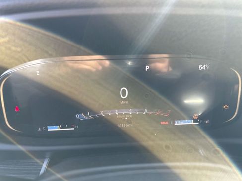 Used 2024 Jeep Wagoneer Series II w/ Flexible Seating Group image 10