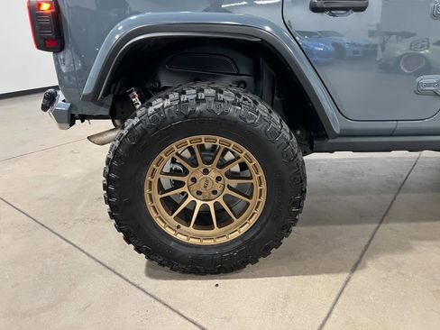 Used 2025 Jeep Wrangler Willys image 37