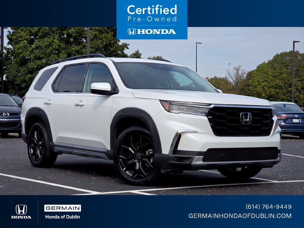 Certified 2025 Honda Pilot Touring image 1