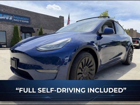 Used 2020 Tesla Model Y Long Range AWD/4WD image 1
