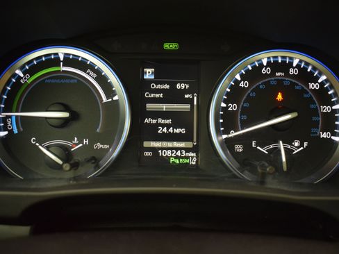 Used 2017 Toyota Highlander Limited Platinum image 27