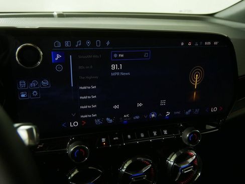 Used 2024 Chevrolet Blazer EV RS AWD/4WD image 26