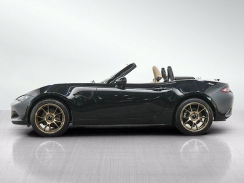 Used 2016 MAZDA MX-5 Miata Grand Touring RWD image 3