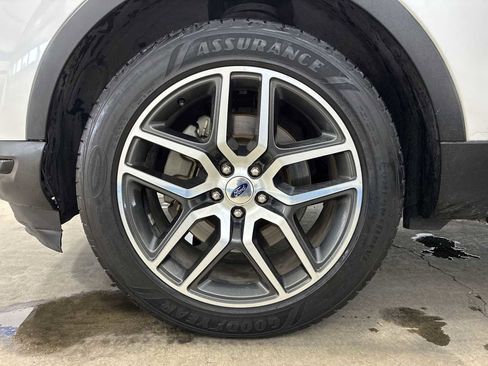 Used 2018 Ford Explorer Sport image 18