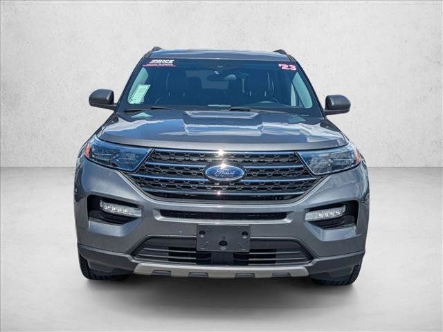 Used 2023 Ford Explorer XLT w/ Equipment Group 202A AWD/4WD image 2
