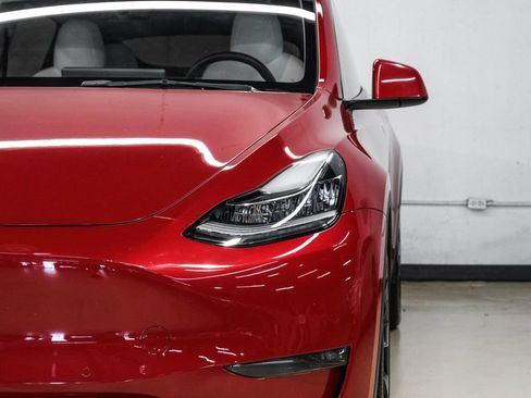 Used 2022 Tesla Model Y Long Range AWD/4WD image 49