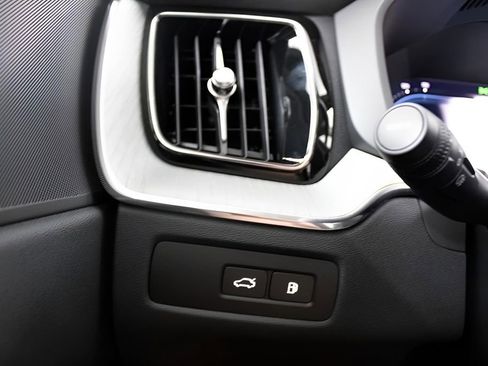 Used 2025 Volvo XC60 T8 Plus w/ Protection Package Premier image 24