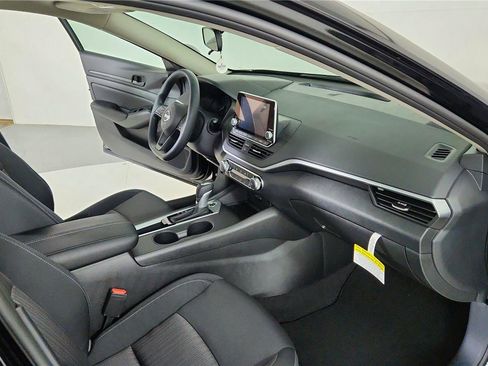New 2025 Nissan Altima 2.5 S image 23
