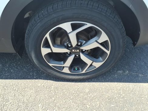 Used 2020 Kia Sportage LX AWD/4WD image 9