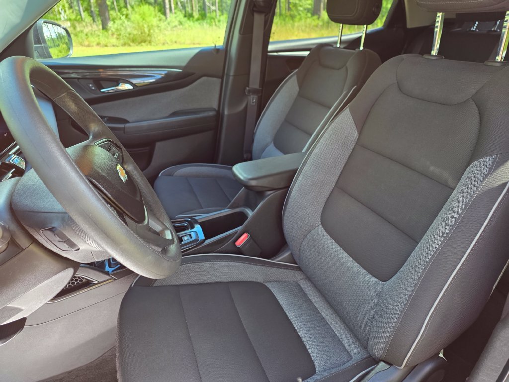 Used 2025 Chevrolet TrailBlazer LT FWD image 14