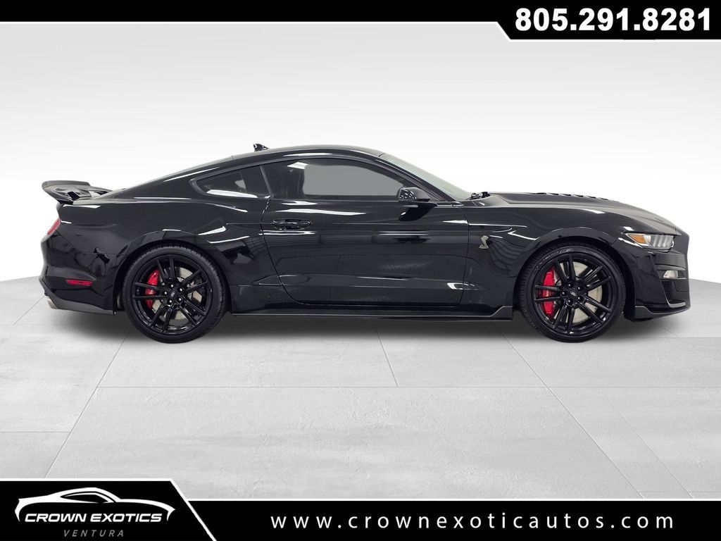 Used 2020 Ford Mustang Shelby GT500 w/ Technology Package RWD image 5