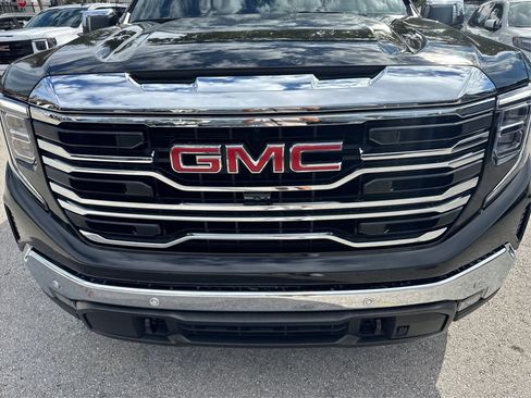 Used 2024 GMC Sierra 1500 SLT w/ SLT Premium Plus Package image 15