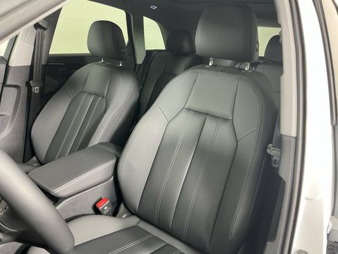 Used 2025 Audi Q5 Premium Plus w/ Premium Plus AWD/4WD image 12
