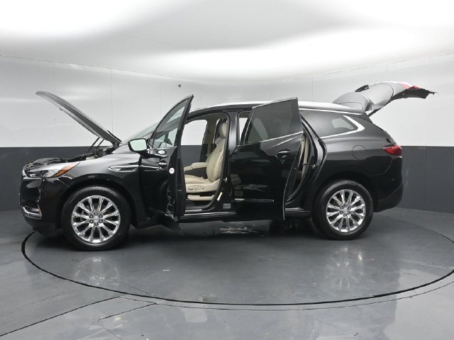 Used 2020 Buick Enclave Premium w/ Sun and Sites Package AWD/4WD image 57