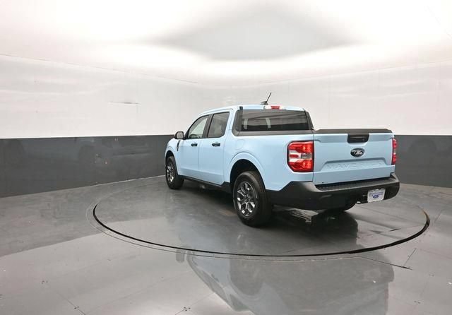 New 2026 Ford Maverick XLT w/ XLT Luxury Package FWD image 5