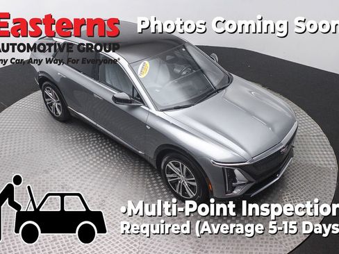 Used 2024 Cadillac Lyriq Luxury RWD image 3