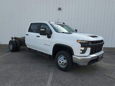 Used 2021 Chevrolet Silverado 3500 W/T w/ WT Convenience Package image 16