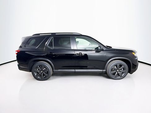 New 2026 Honda Pilot Sport image 2