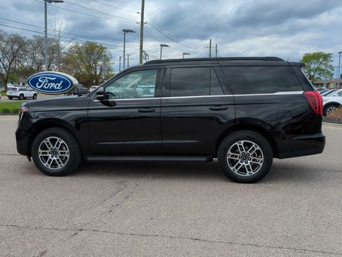 Used 2025 Ford Expedition Active AWD/4WD image 5