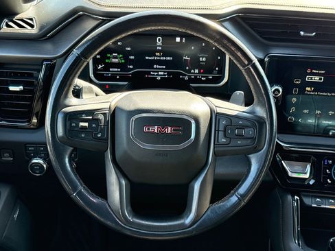 Used 2023 GMC Sierra 1500 AT4 w/ AT4 Preferred Package AWD/4WD image 14